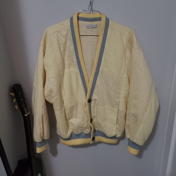 Vintage Bomber Jacket - Picture 2 of 8